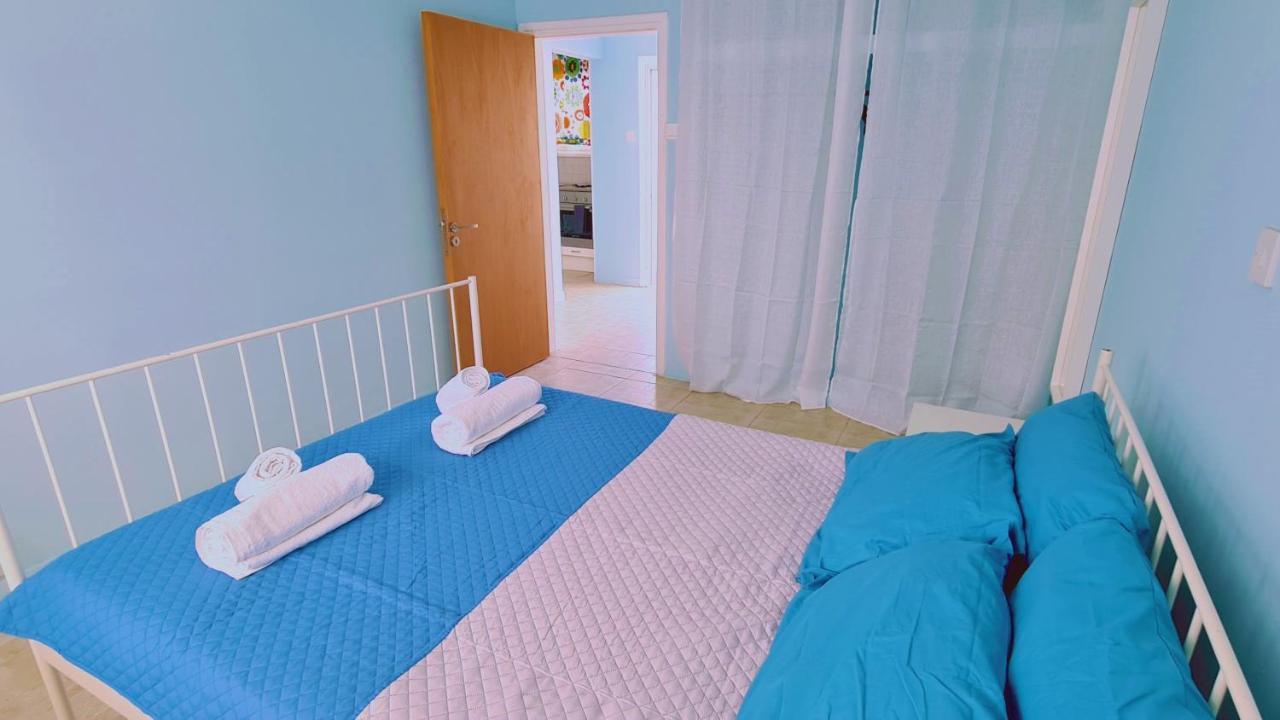 Stay Blue Apartment 아이아 나파 외부 사진